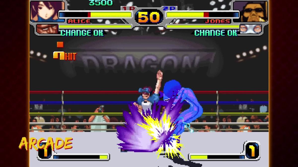 战斗场景截图，一名角色释放火焰拳击，对手被击飞，画面充满动态模糊与粒子特效