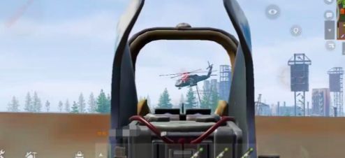 玩家在炮楼中架设火箭筒，瞄准空中飞行的直升机