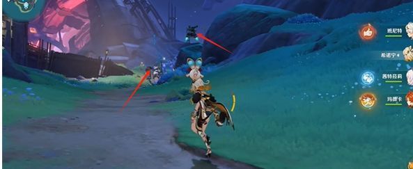 战斗场景中角色与愚人众对峙，左侧敌人手持重武器蓄势待发