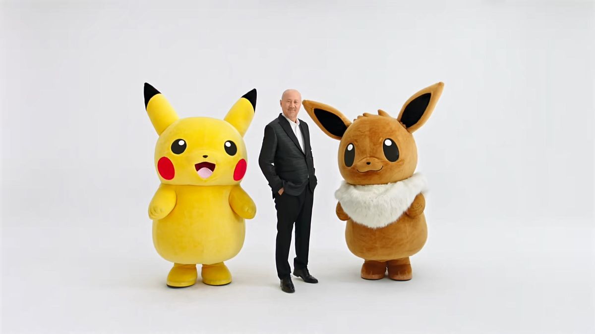 腾格尔演唱《目标是宝可梦大师》MV画面，背景为游戏中的皮卡丘与伊布奔跑场景