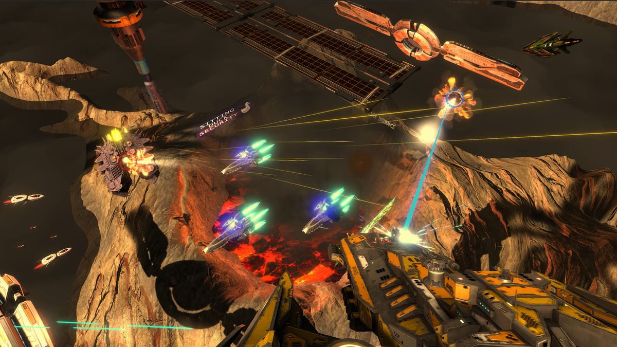 玩家扮演不同角色进行配合操作，飞船内部操作台细节丰富