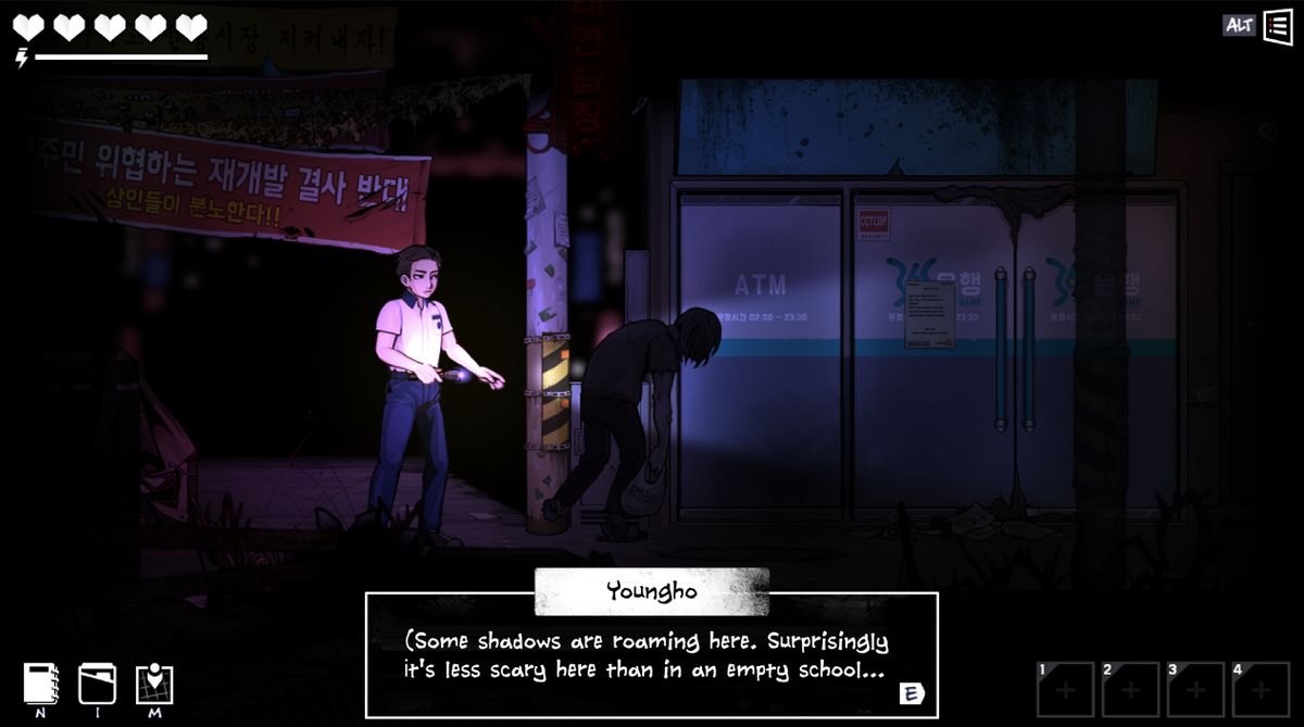 敌人在黑暗中缓缓靠近，主角屏息藏身于柜中