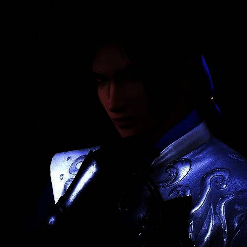 张郃角色设定图，身披铠甲，手持长枪，眼神凌厉