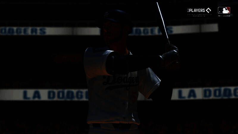 游戏重播系统界面，可自由回放精彩比赛片段