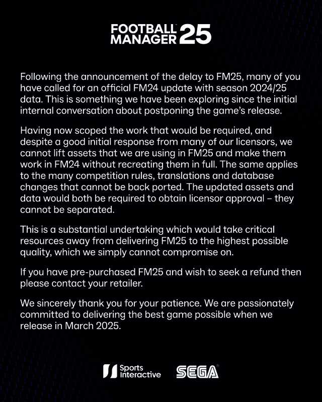 《足球经理》系列开发团队工作场景，显示电脑屏幕上的数据编辑界面