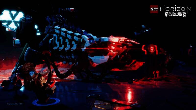 《乐高地平线大冒险》游戏封面，乐高风格角色埃洛伊手持长矛，背景是未来科技与自然融合的世界