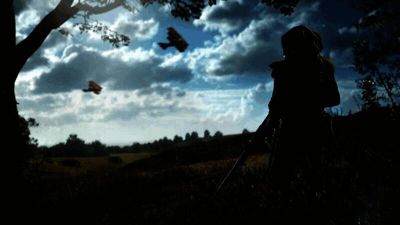 《战地1》游戏封面展示一战战场氛围，士兵持枪冲锋，背景为硝烟弥漫的战壕