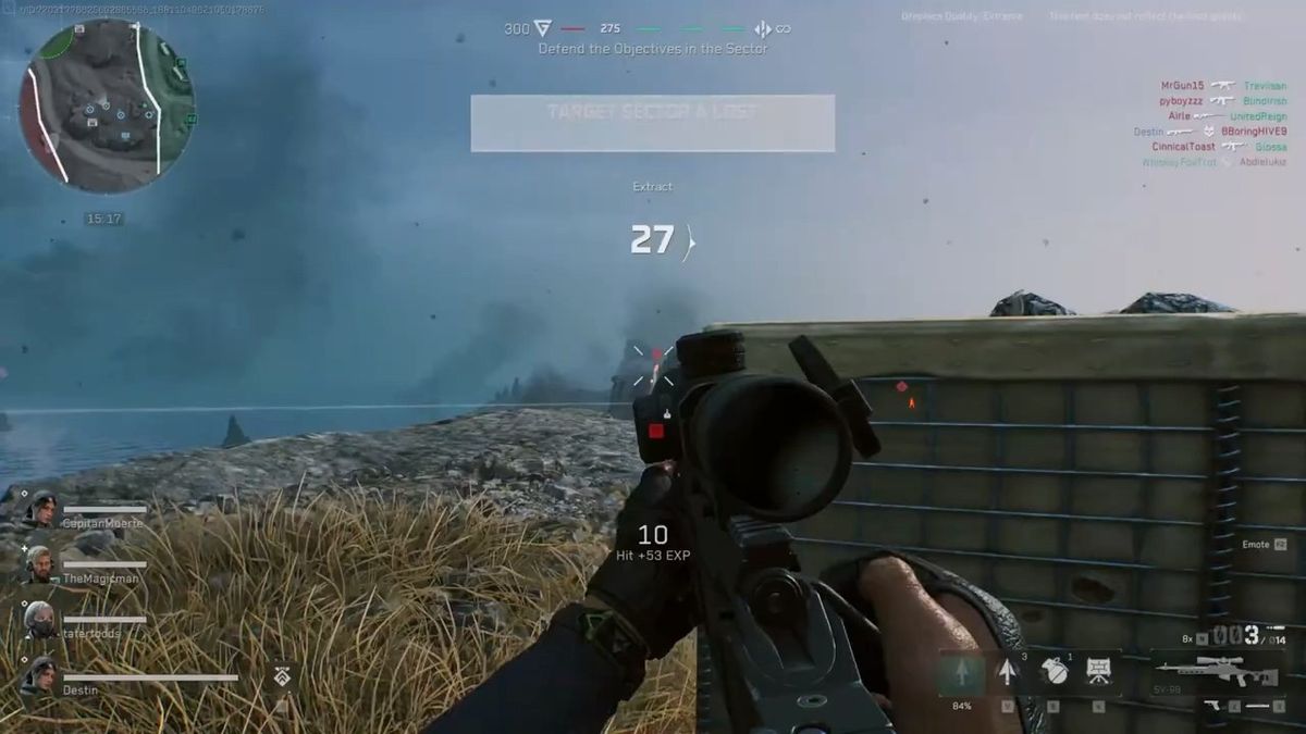 夜间战斗场景，角色手持夜视仪，环境光影处理精细，气氛压抑