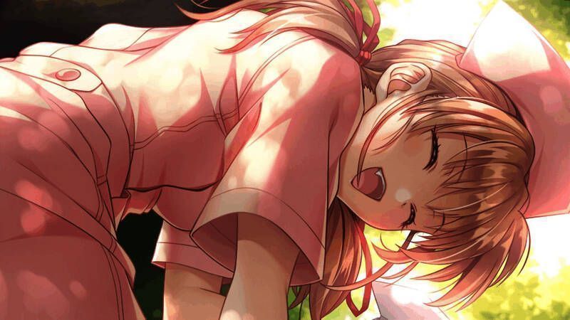 夜色中的医院外景，建筑轮廓阴森，窗口透出微弱灯光