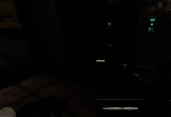 浴场内部实景画面，玩家正走向角落处带有密码面板的金属门