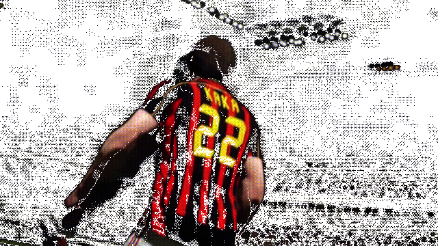 卡卡连续变向盘带突破三名防守球员的精彩片段