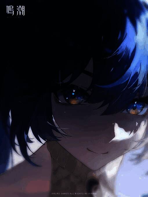 尤诺在蓝天背景下转身回望，风吹动发丝与衣角，画面唯美而伤感