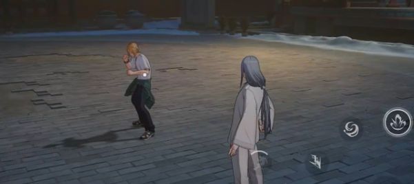 技能界面展示游蚓雷两种释放方式，左侧为突进效果，右侧为蓄力连打示意