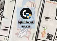 Windows系统正在运行罗技驱动安装程序，界面显示进度条与许可协议提示