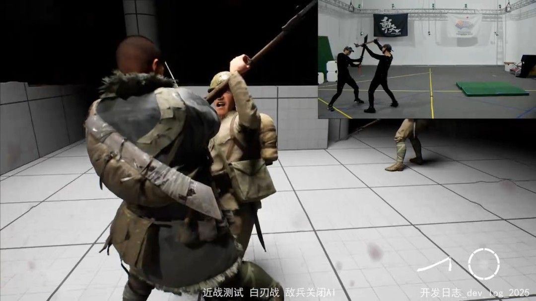 夜间潜行场景，角色伏低前进，月光照在破损的军装上