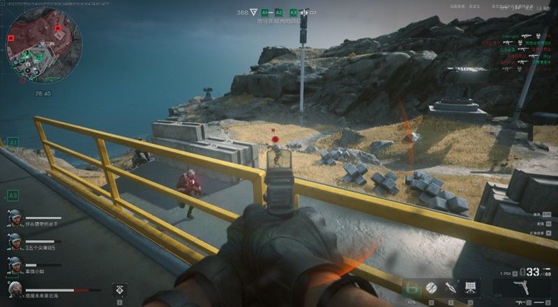 G18C下方安装战术枪灯的效果图，灯光呈扇形照射前方区域，增强黑暗环境下的目标识别能力