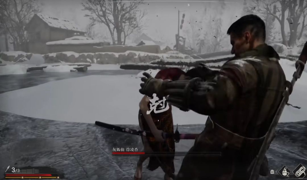 主角被捆绑于实验台，上方悬挂针管装置