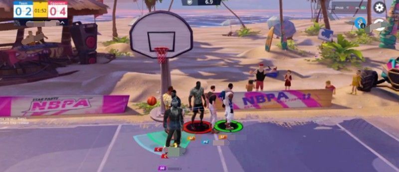 游戏内队伍管理界面截图，突出显示玩家头像旁的‘退出’按钮位置，界面清晰直观