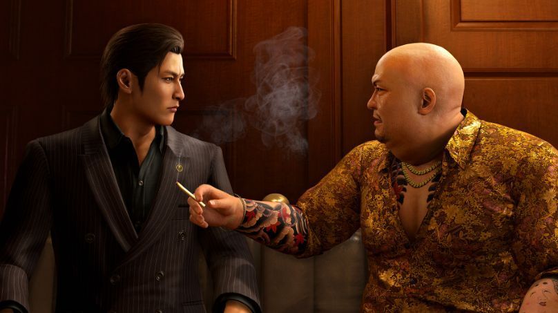 夜总会经营小游戏界面，员工管理与收益统计一览无余