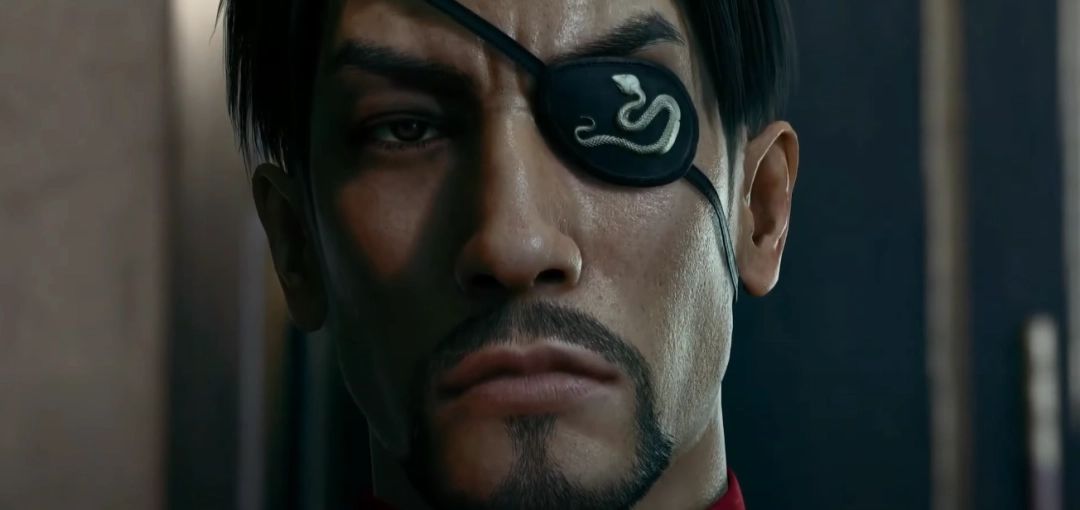 战斗技能释放瞬间，火焰特效环绕拳头，视觉冲击强烈