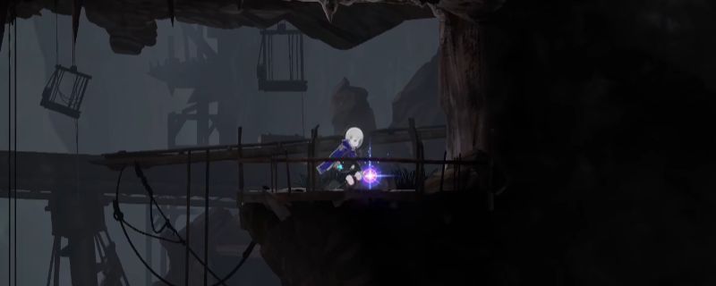 结晶秘境下方区域场景，一名身穿灰色长袍的NPC站在发光水晶旁，地面散落着蓝色矿物碎片