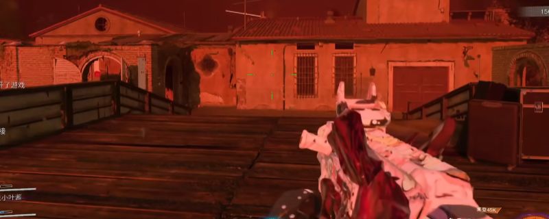 《使命召唤：黑色行动7》合作战役模式中玩家持枪作战场景，屏幕显示武器升级界面及月亮石图标