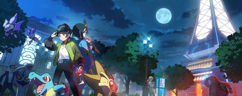 玩家在草丛中悄悄接近一只发光的野生宝可梦，手中握着精灵球准备投掷