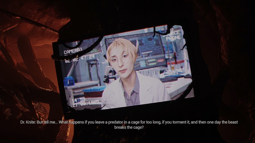 场景截图：昏暗楼道内，手机屏幕微光照亮主角半张脸，墙皮剥落处浮现若隐若现的‘你已被取关’血字